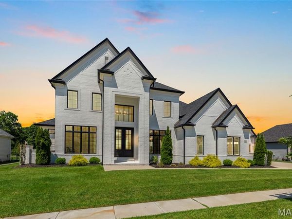 1205 Patchwork Fields, Chesterfield, MO 63005