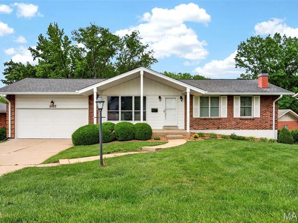 1017 Reavis Barracks Road, St Louis, MO 63125