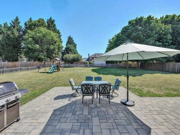 5137 Plantation Grove LN, Roanoke, VA 24012