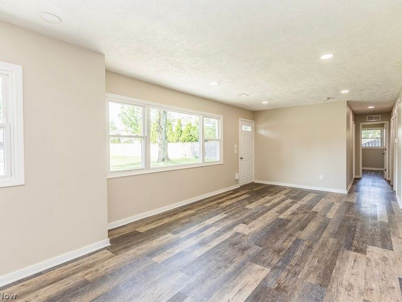 133 Coronado Court, Elyria, OH 44035 Photo 5