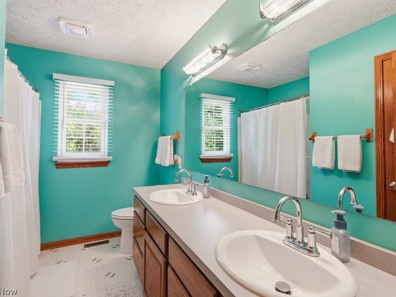 709 Norbury Drive, Hudson, OH 44236 Photo 34