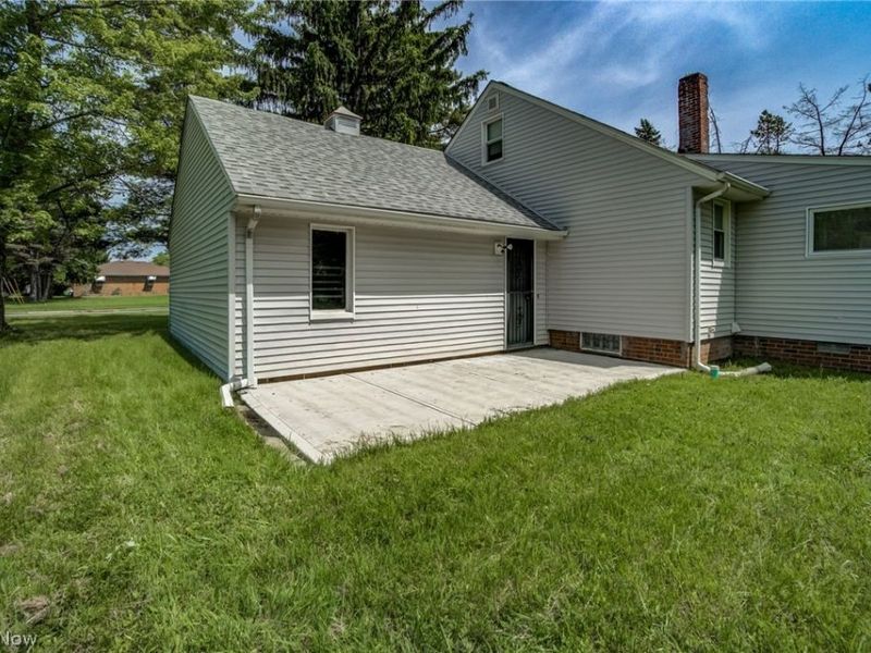 4684 Green Road, Warrensville Heights, OH 44128 Photo 29