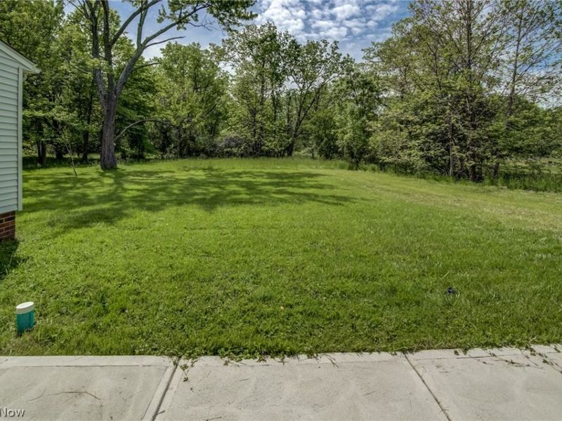 4684 Green Road, Warrensville Heights, OH 44128 Photo 31