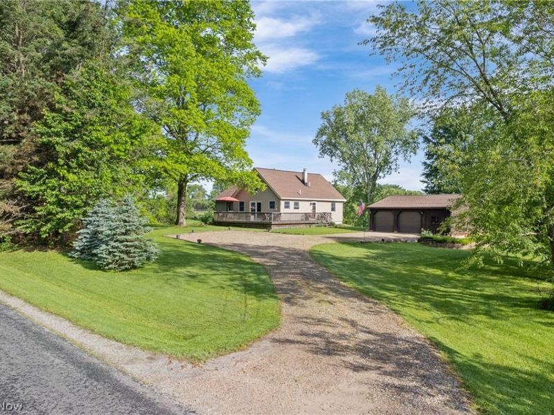 10031 Sanford Road, Lodi, OH 44254 Photo 2