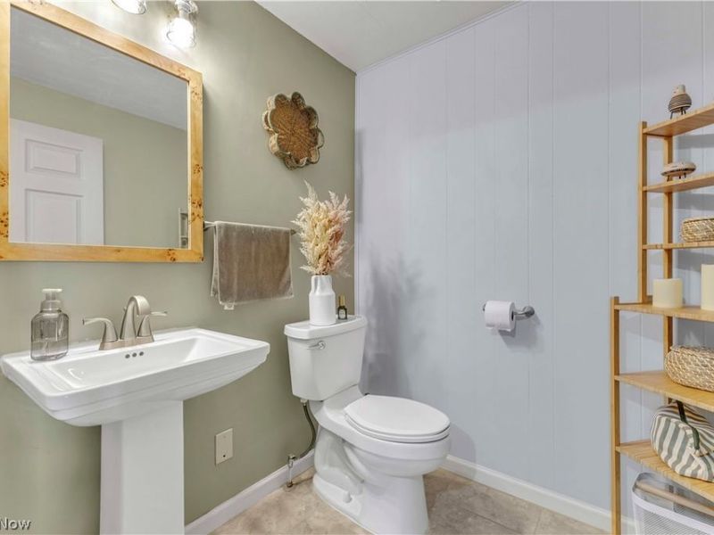 6896 Parma Park Boulevard, Parma Heights, OH 44130 Photo 20