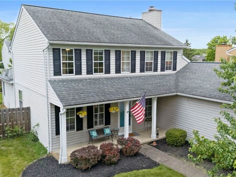 9764 Wainwright Terrace, Olmsted Falls, OH 44138 Photo 1