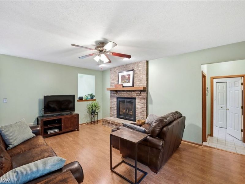 9764 Wainwright Terrace, Olmsted Falls, OH 44138 Photo 16