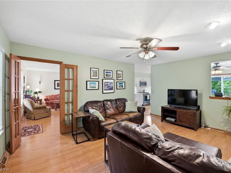 9764 Wainwright Terrace, Olmsted Falls, OH 44138 Photo 17