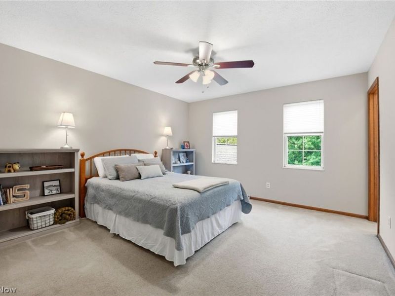9764 Wainwright Terrace, Olmsted Falls, OH 44138 Photo 20