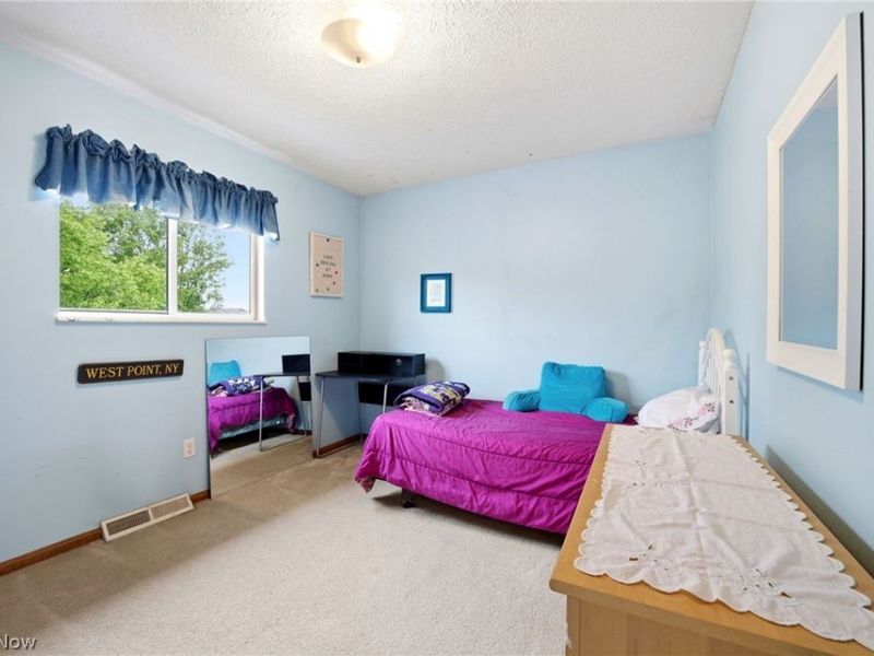 9764 Wainwright Terrace, Olmsted Falls, OH 44138 Photo 29