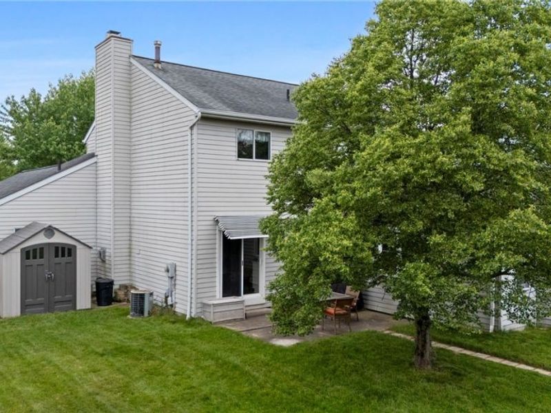 9764 Wainwright Terrace, Olmsted Falls, OH 44138 Photo 34
