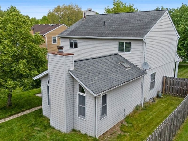 9764 Wainwright Terrace, Olmsted Falls, OH 44138 Photo 35