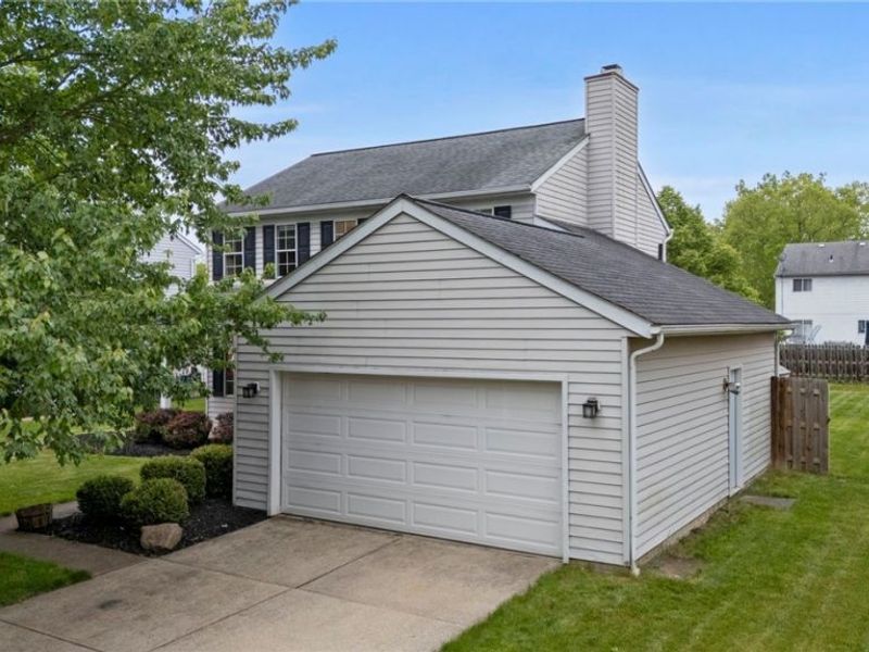 9764 Wainwright Terrace, Olmsted Falls, OH 44138 Photo 37