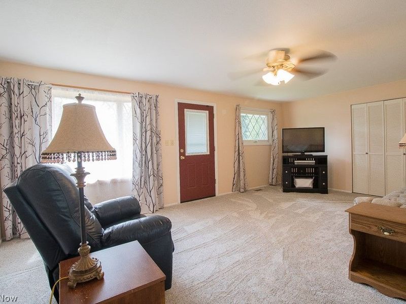 6146 Campbell Road , Mentor, OH 44060 Photo 5