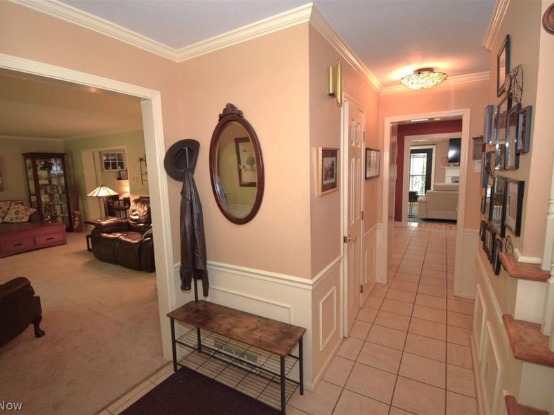 217 Sunset Drive , Hudson, OH 44236 Photo 2