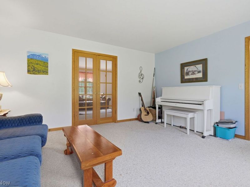 8904 Dean Road, Vermilion, OH 44089 Photo 12