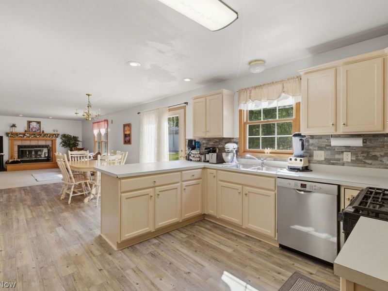 8904 Dean Road, Vermilion, OH 44089 Photo 20