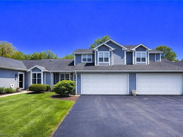 7410 E Huntington Drive , Unit B, Youngstown, OH 44512