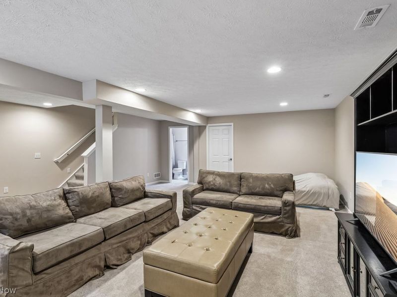 3862 Heron Drive , Lorain, OH 44053 Photo 17