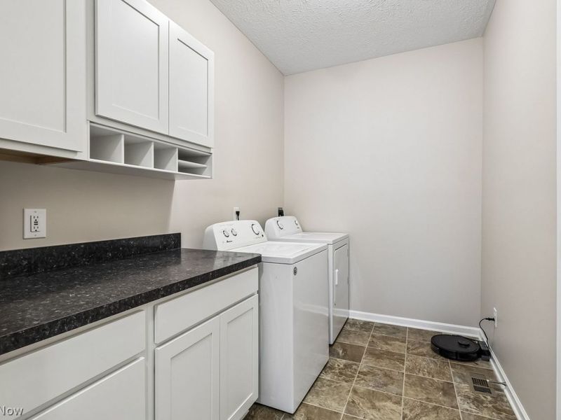 3862 Heron Drive , Lorain, OH 44053 Photo 19