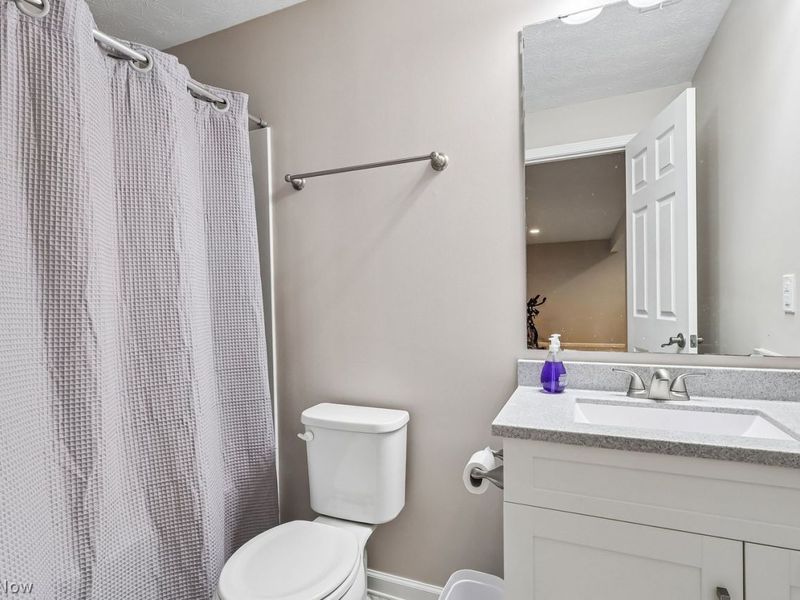3862 Heron Drive , Lorain, OH 44053 Photo 21