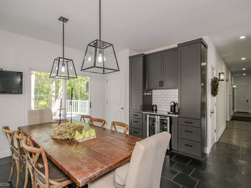 8555 Chillicothe Road , Kirtland Hills, OH 44060 Photo 13