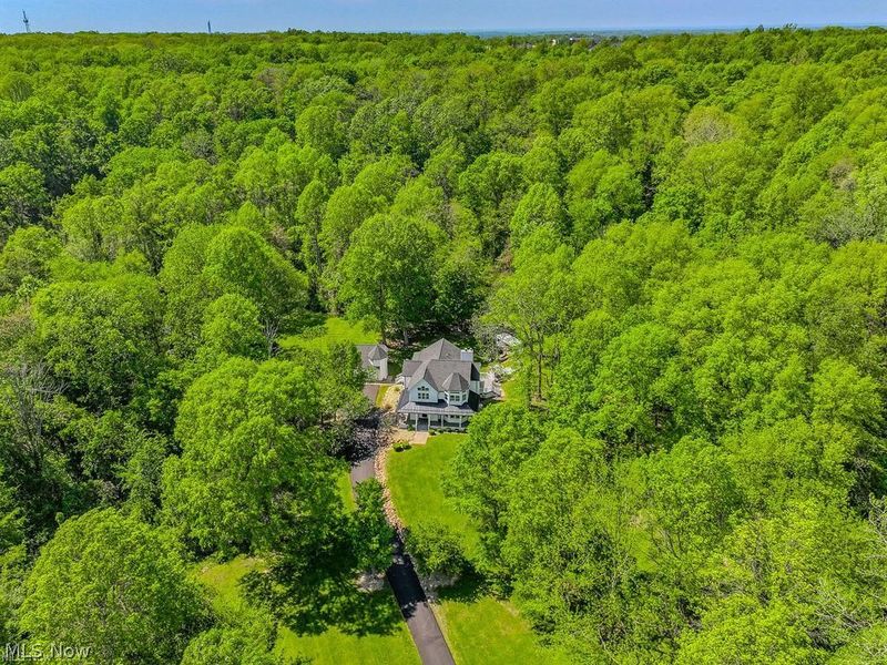 8555 Chillicothe Road , Kirtland Hills, OH 44060 Photo 2