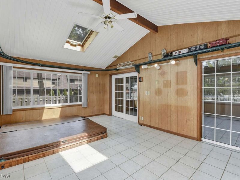 20790 Lake Road , Rocky River, OH 44116 Photo 16