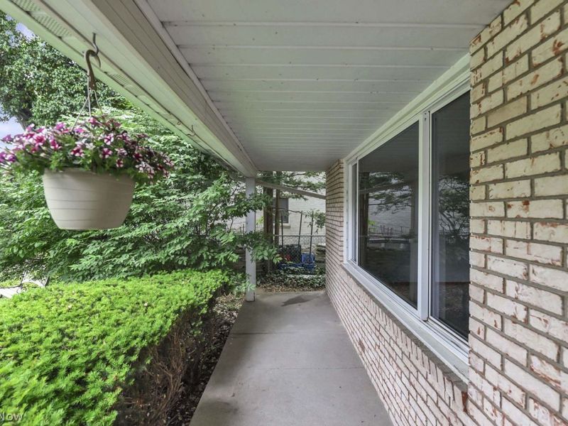 20790 Lake Road , Rocky River, OH 44116 Photo 2