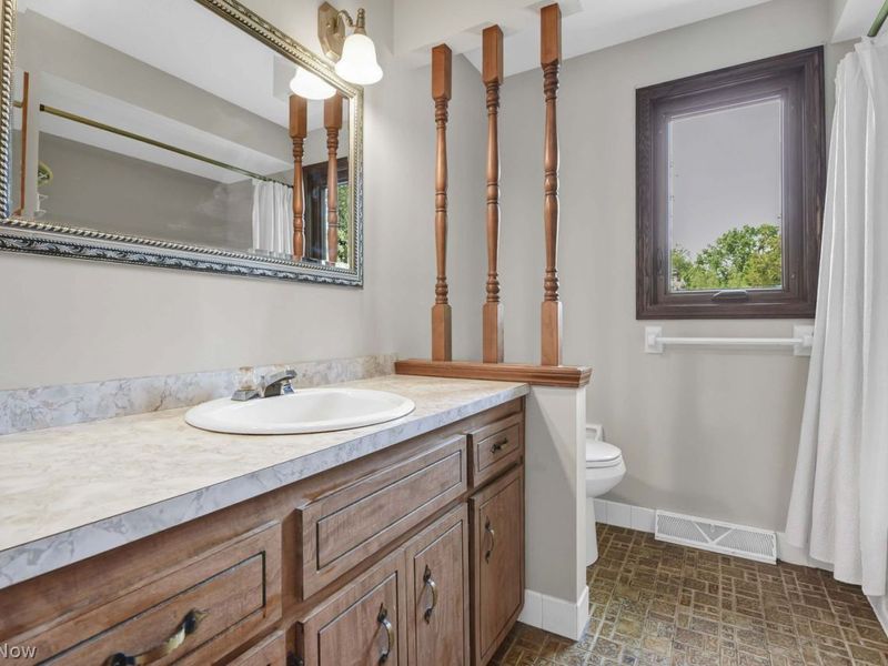 20790 Lake Road , Rocky River, OH 44116 Photo 30
