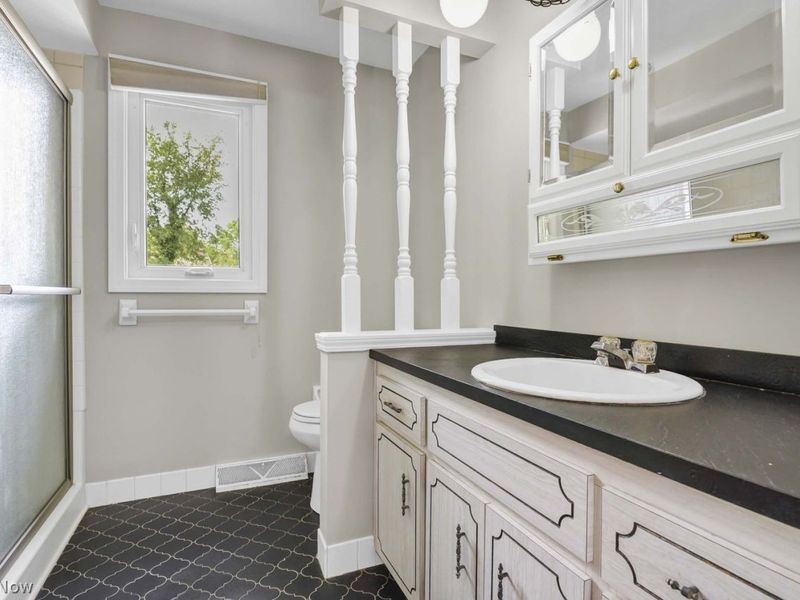 20790 Lake Road , Rocky River, OH 44116 Photo 33