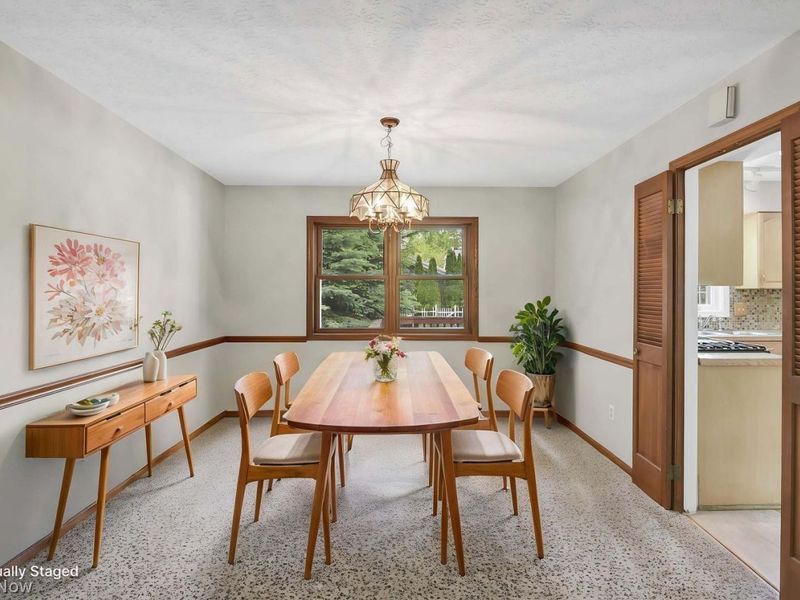 20790 Lake Road , Rocky River, OH 44116 Photo 7