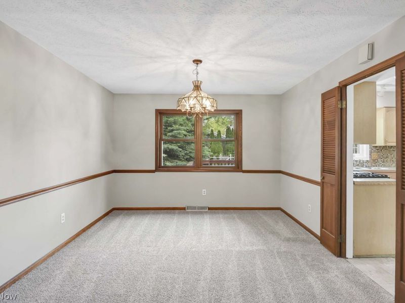 20790 Lake Road , Rocky River, OH 44116 Photo 8