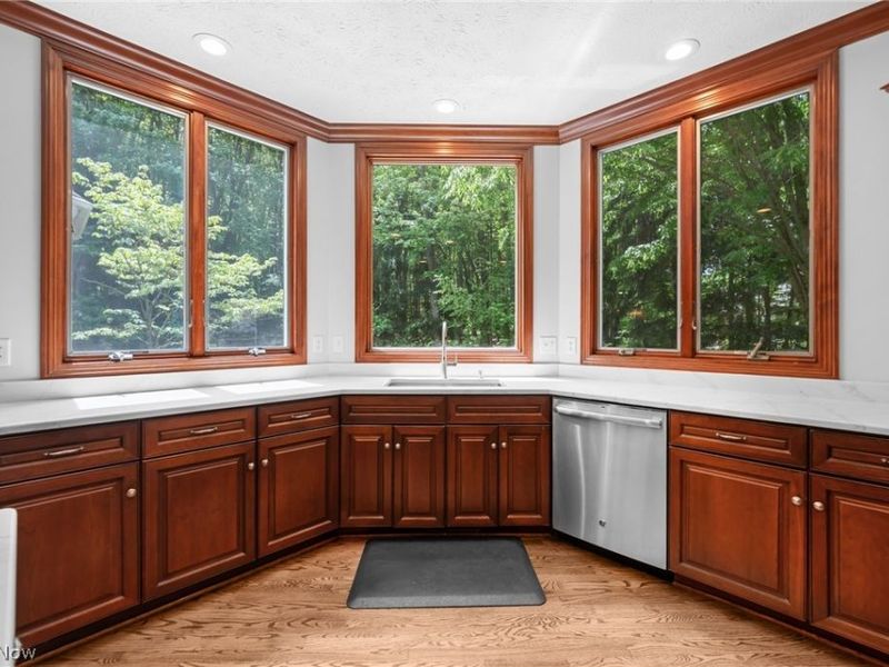 7442 Worlington Drive , Solon, OH 44139 Photo 21