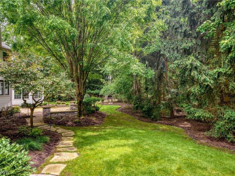 7442 Worlington Drive , Solon, OH 44139 Photo 6