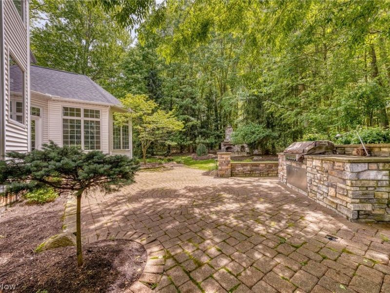 7442 Worlington Drive , Solon, OH 44139 Photo 7
