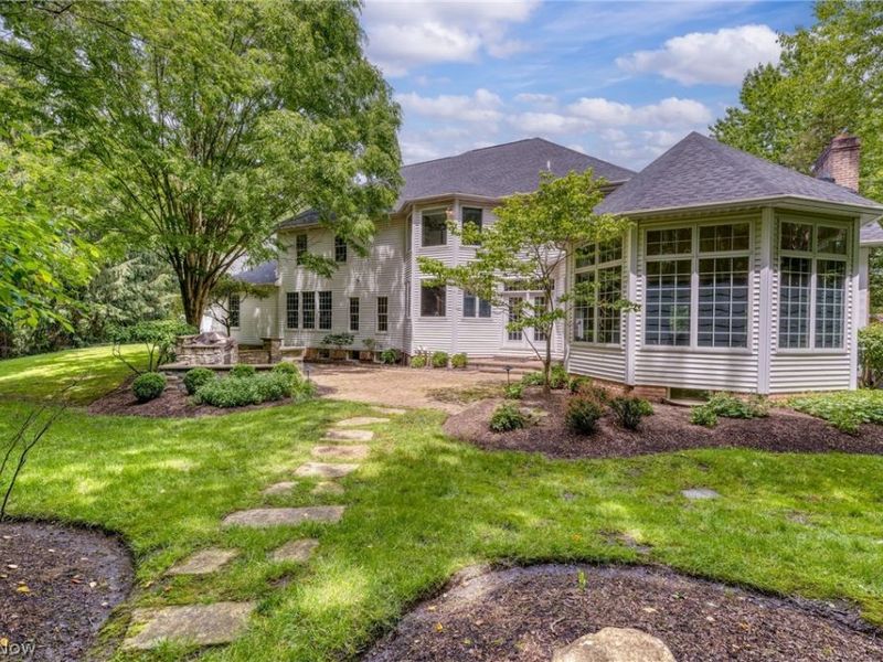 7442 Worlington Drive , Solon, OH 44139 Photo 9