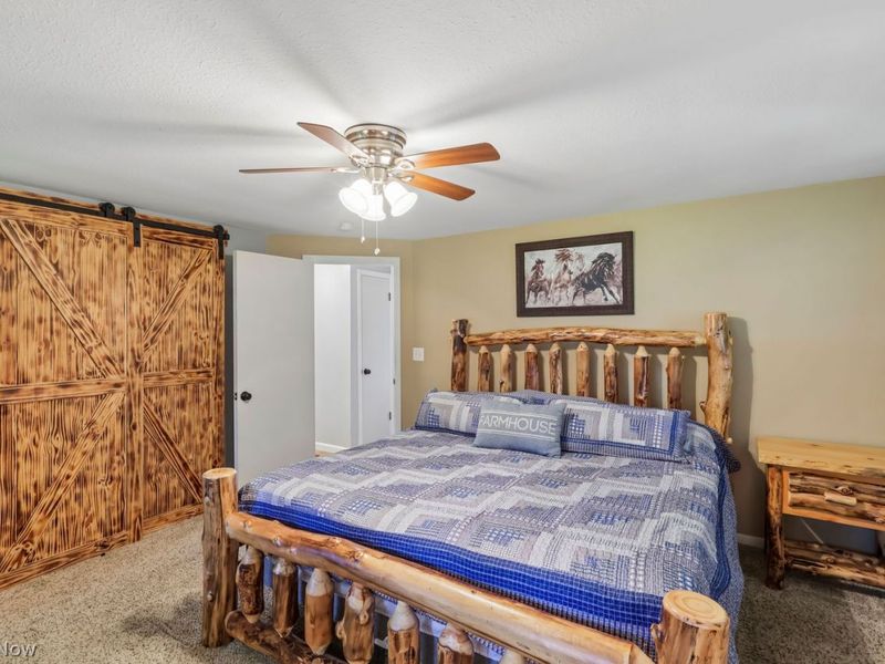 17570 Hicks Road, Walton Hills, OH 44146 Photo 13