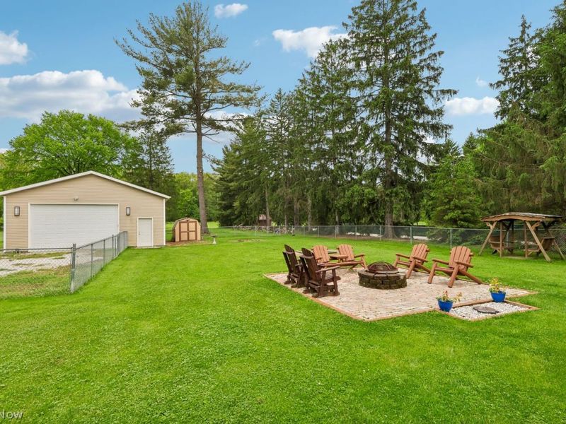 17570 Hicks Road, Walton Hills, OH 44146 Photo 32