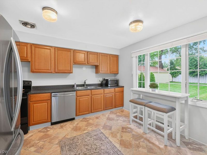 20349 Marian Lane , Rocky River, OH 44116 Photo 10