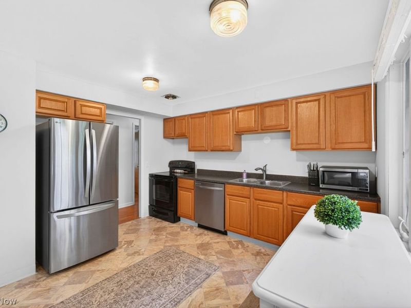 20349 Marian Lane , Rocky River, OH 44116 Photo 12