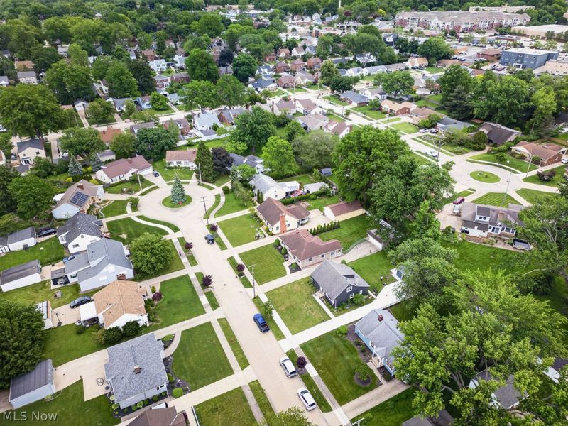 20349 Marian Lane , Rocky River, OH 44116 Photo 4