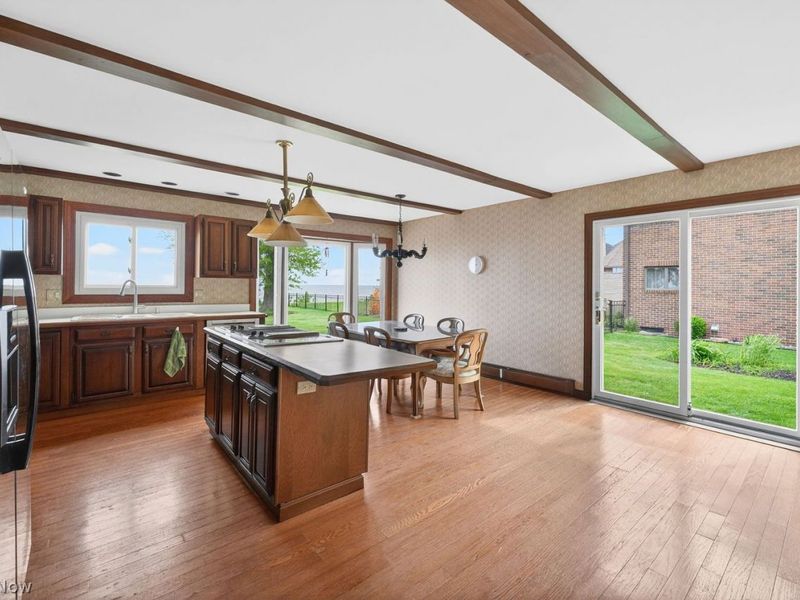 32926 Lake Road , Avon Lake, OH 44012 Photo 22
