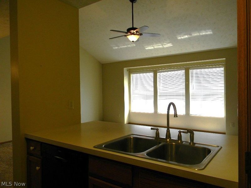 3257 A Pheasant Run Road , Cortland, OH 44410 Photo 9