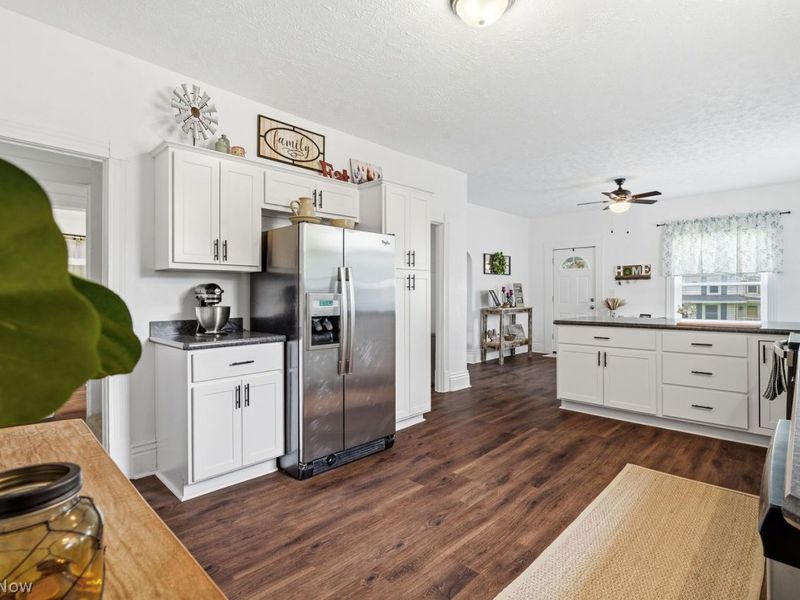2873 Lincoln Way W, Massillon, OH 44647 Photo 3