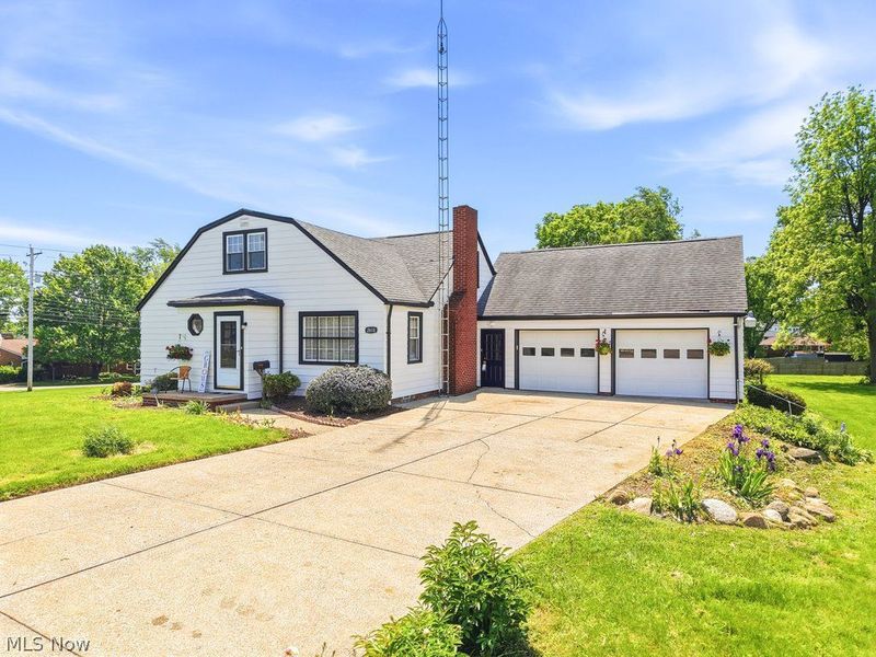 2618 25th Street NW, Canton, OH 44708 Photo 2
