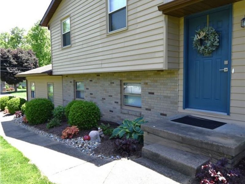 3188 Robin Drive, Ravenna, OH 44266 Photo 4
