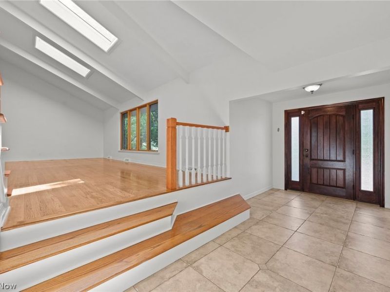 24549 Meldon Boulevard, Beachwood, OH 44122 Photo 3