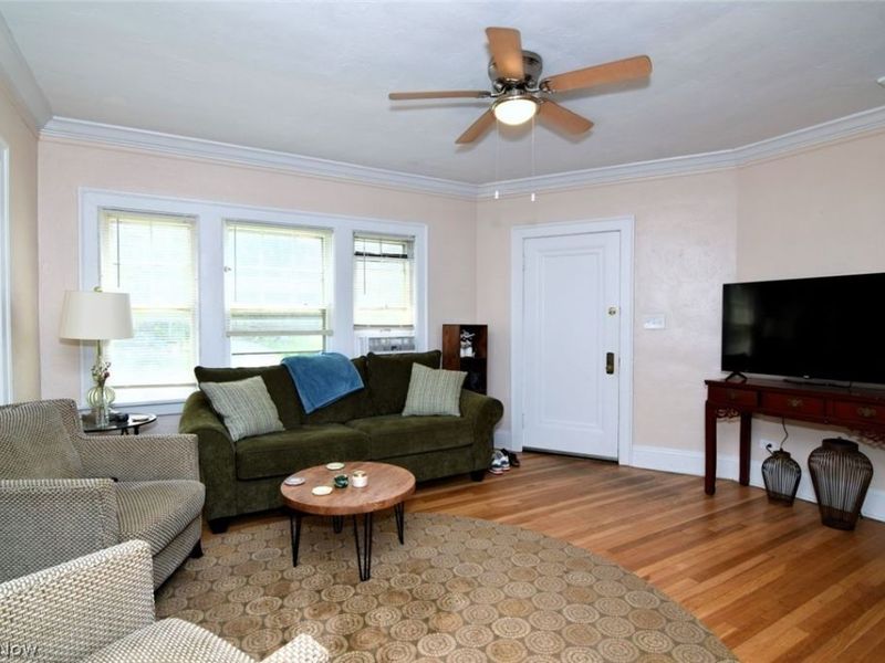 18227 Winslow Road , Shaker Heights, OH 44122 Photo 4