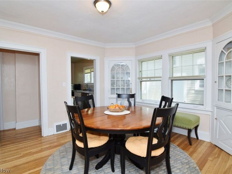 18227 Winslow Road , Shaker Heights, OH 44122 Photo 8